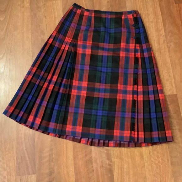 Aljean Canada Dresses & Skirts - Ajean Canada Plaid Wool Kilt Skirt L/XL